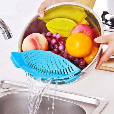 China Viable Kitchen Tension Strainer Instant Clip On Silicone 2 In 1 Collapsible Colander Fits All Pots And Bowls Dish Rack Rack Storage Home for sale