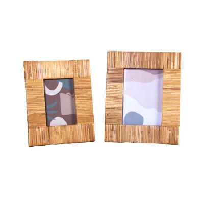 China Simple Rattan Photo Frame Picture High Quality 8x10