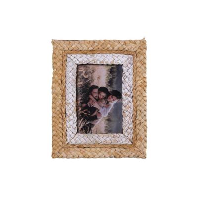 China Simple Top selling Rattan Photo Frame Picture High Quality 8x10