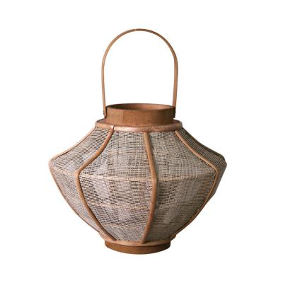 China Modern Art Unique Best sales  weaving storm linen fabric  lantern Candle Holder With Handle Outdoor And Indooe  Home decor for sale