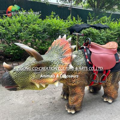 China Animatronic Walking Triceratops Walking Dinosaur Playground Equipment For Youth for sale