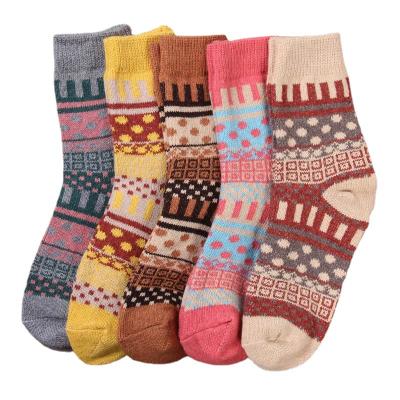 China New Design Breathable Colorful Soft Comfortable Soft Winter Thick Warm Cotton Knit Women Socks for sale