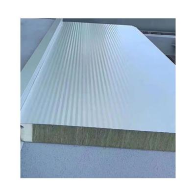 China Latest Direct Selling Modern Price Technology Roof 150mm PU Sandwich Panel for sale