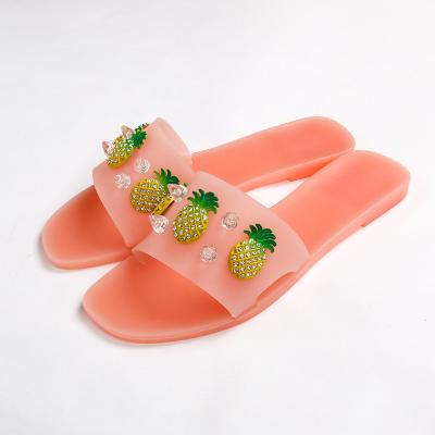 China 2021 New Light Weight Hot Selling Jelly Slippers Fruit Pineapple Lady Customizable Jelly Sandals for sale