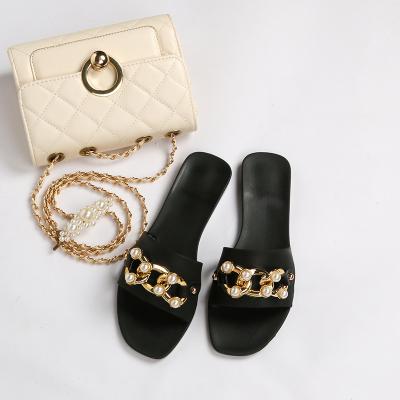 China CUSHIONING Fashion Square Design Pearl Hot Selling Main Chain Can Be Customized Jelly Sandals Female Slippers for sale