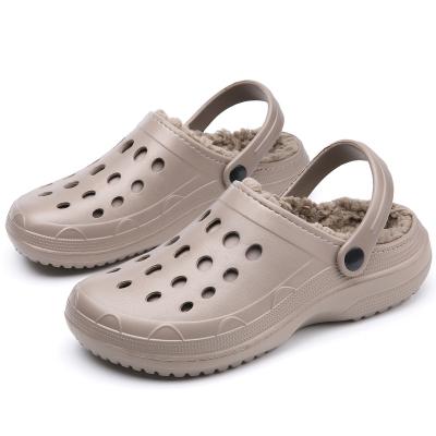 China New fashion deodorization velvet hole non-slip removable shoes indoor and outdoor slippers EVA non-slip clogs shoes for sale