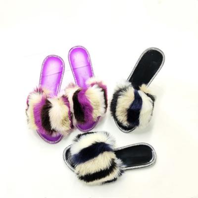 China CUSHIONING New Rainbow Rim Diamond Wool Slippers Freeze Flat Bottom Fashion Cute Female Slippers For Home Wear for sale