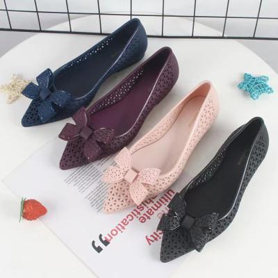 China Wholesale Women's Diamond Jelly Sandals PVC Cheap Outdoor Fashion Trend Jelly Flat Shoes for sale