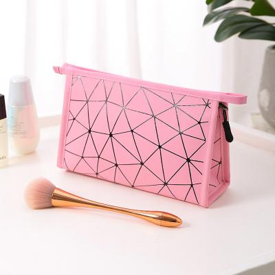 China Pink Toiletry Zipper PU Leather Custom Printed Waterproof Cosmetic Bag for sale