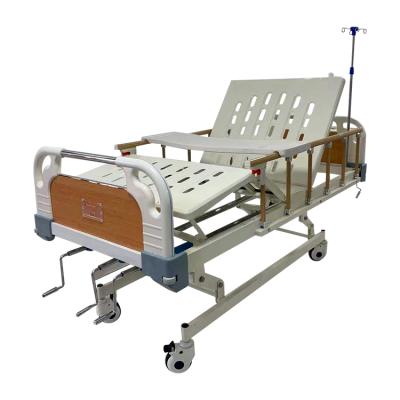 China Manual Easy Operate Cheap Manual Hospital Equipment Hospital Bed With Three Cranks for sale