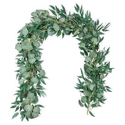 China 2022 New Hot Selling Plastic Metal Fabric Fashion Wedding Artificial Apple Leaves Eucalyptus Garland for sale