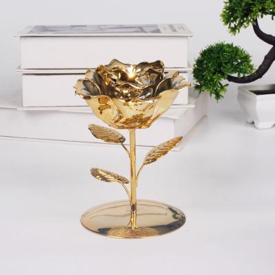 China Minimalist Wholesale Custom Electroplating Gold and Silver Luxury Flower Shape Color Ceramic Candle Holder for Home Decor Wedding Gift Sets for sale