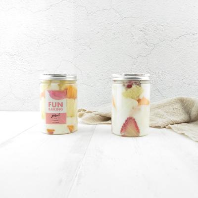 China Food Biodegradable PET Material Plastic Jars With Aluminum Screw Lid For Mousse Cheesecake Sealing Jars for sale