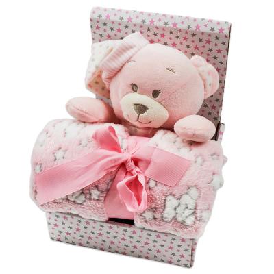 China Folded Soft Bear Folded Gift Wholesale Newborn Baby Wrap Polyester Newborn Knitting Blanket for sale