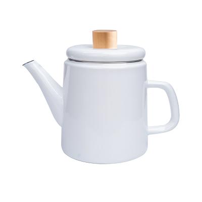 China Sustainable Japanese Enamel Kettle With Wooden Handle And Lid Sized To 1.5L for sale