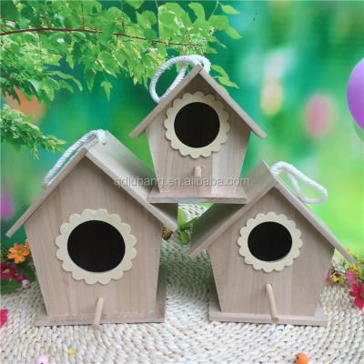 China Outdoor Viable Wooden Breeding Box Parrot Aviary Sparrow Peony Bird Nest House for sale