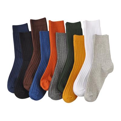 China Sporty double needle color business men's dress socks men's casual plain white skateboarding sports crew socks for sale