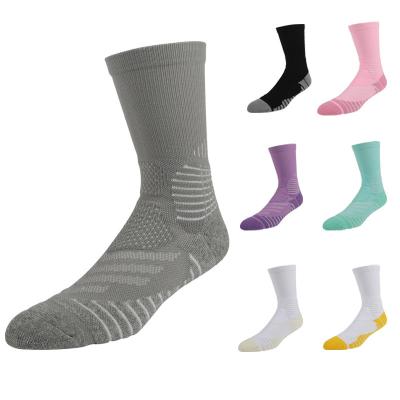 China Disposable Design Your Own Logo Cotton Breathable Crew Elite Sports Socks Cycling Basketball Running Socks for sale