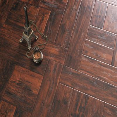 China Modern Patent Click Elm Floating To Install Vanlige Parquet Laminate Floor De Flores Piso Laminado for sale