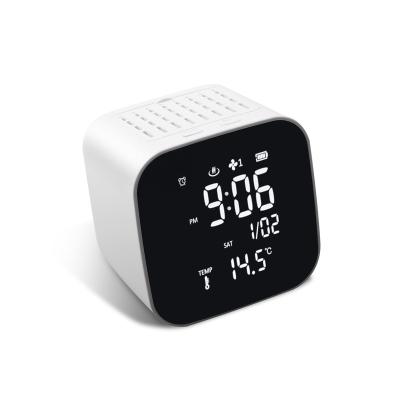 China Classes New Design Wholesale Aromatherapy Bedroom Rechargeable Led Alarm Clock With Scent Diffuser Function Date Temperature Display for sale