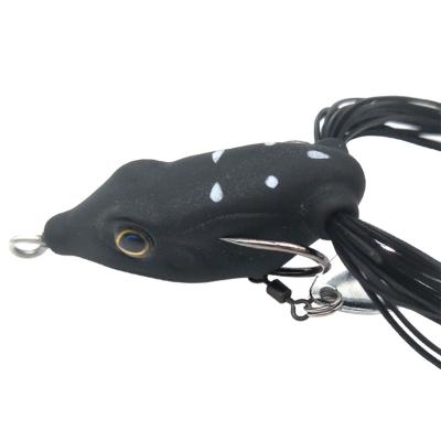 China Wholesale PVC Soft Fishing Lure Frog Lures 5.5g 40mm Artificial Soft Bait Fishing Frogs Lure With Blade for sale