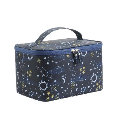 China 2021 New Fashion Travel Makeup Bag Convenient Portable Makeup Storage Box Multifunctional Large Capacity Dustproof Storage Box for sale