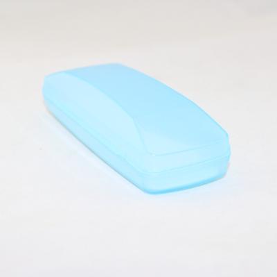 China Eco-friendly Eyewear Case PP Transparent Glass Eyeglass Reading Case for sale