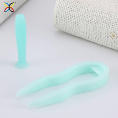 China Eco-friendly Fashion Insert Contact Lens Accessories Tweezers Silicone Tip Remove Tweezers Stick Set Contact Lens Case Bulk for sale