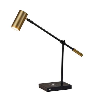 China Iron Table Customs Lead Desk Lamp with Wireless Charger, Led Desk Lamp with Wireless Charger for Iphone for sale