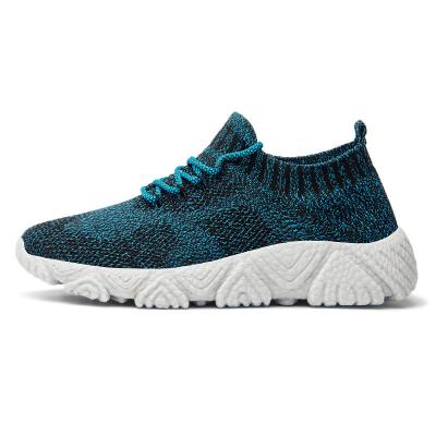 China New Flying Woven Sports Sneakers Mesh Breathable Low Top Mens Sports Casual Shoes for sale