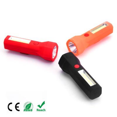 China Outdoor Travel Portable Emergency Flashlight Classic Simplicity With Magnet On Battery Cover for sale