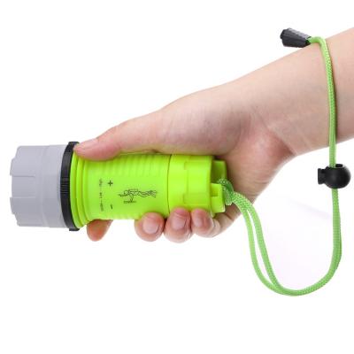 China Waterproof Emergency Flashlight Deep Diving Tool Lamp Deep Water Operation Strong Diving Handheld Ignition Flashlight for sale