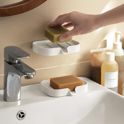 China Soap Dishes with Drain Spout Bathroom and Kitchen Sink Organizer Sponge Holder Soap Dish Tray for sale