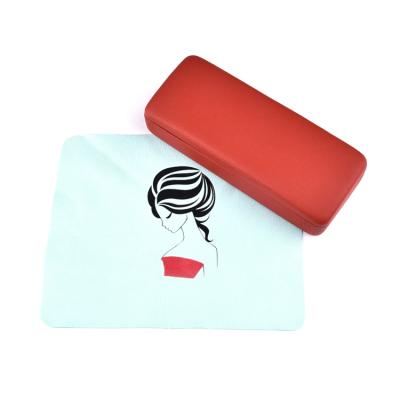 China Sunglass Microfiber Cloth For Lenses , Portable Lens Cleaning Cloth Packs 15*18 cm for sale