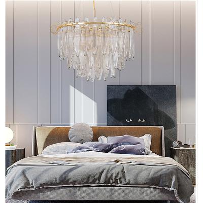 China Modern Simple Creative Hotel Crystal Chandelier Gold Factory Mail Personality Ceiling Chandelier Luxury Crystal Light for sale