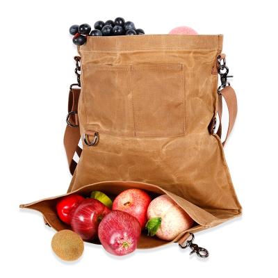 China CHANGRONG Custom Large Canvas Multifunctional Water Resistant Waxed Fruit Vegetable Harvesting Gathering Bag for sale