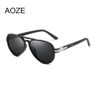 China 2022 Vintage Round Shape Pilot Style Men Polarized Sunglasses Driving Brand Design Sun Glasses Oculos De Sol UV400 for sale