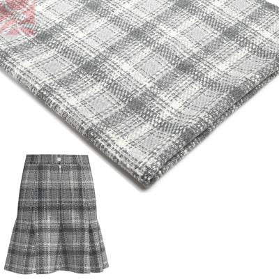 China Plaid high quality check viable white gray woven wool yarn dyed fabric for ladies coat skirt pants cover up clothing for sale