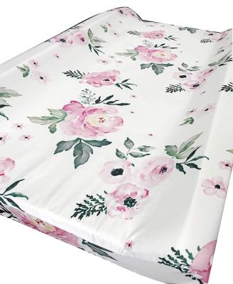 China Folded Floral Baby Crib Bedding Pear Rose Pad Changing Blanket (Pear Rose) for sale