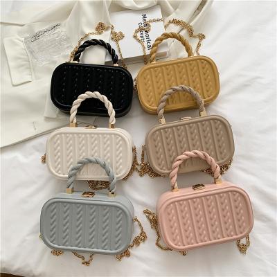 China 2021 New Arrivals Fashion Twist PU Bags Simple Embossed Single Shoulder Chain PU Portable Box Purses For Ladies Women Handbags for sale