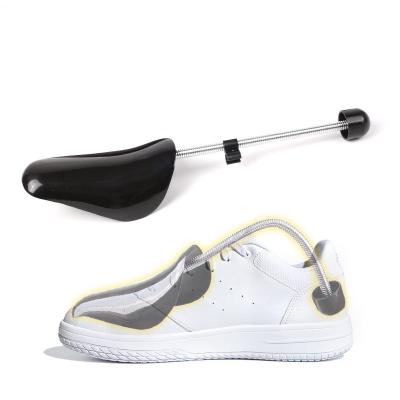 China Preserving Shoe Shape New Adjustable Length Plastic Spring Shoe Shaft Stretcher Support Shaper Support Keep Shoe Good Shape Expander for Men and Women for sale