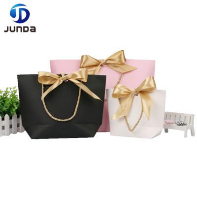 China Recyclable Wedding Birthday Party Gift Package Paper Bags With Your Own Logo for sale