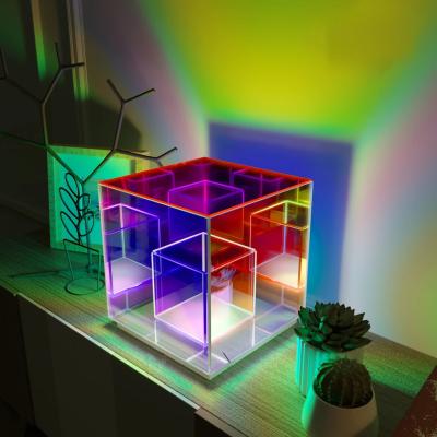 China Modern cube lamp led acrylic lamp factory desk color table lamp wholesale color cube cube light for sale