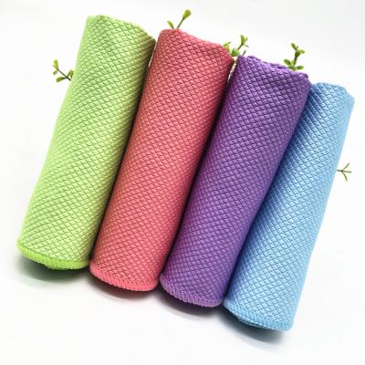 China Fiber Car Care Products Car Window Towel Microfiber Fish Does Not Measure Towel Diamond Towel for sale