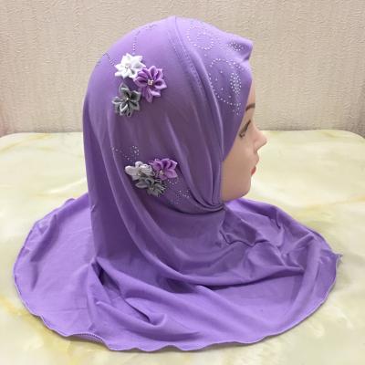 China Beautiful multifunctional little girl amira hijab with flowers suitable 2-6 years kids pull headbands islamic scarf wrap headscarf for sale