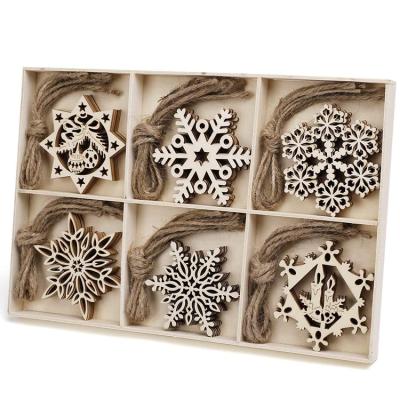 China China DIY Crafts 4 Inch Rustic Wooden Snowflakes Ornaments 30pcs for sale