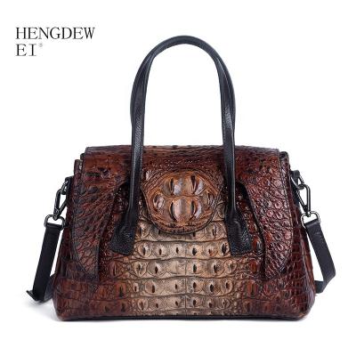 China New high-grade embossed high-grade embossed daily used leather bag personality top layer alligator cross-original fashion casual bag for sale