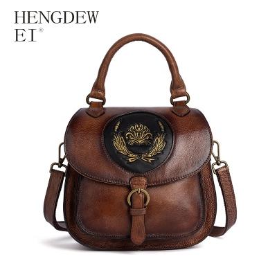 China Factory Direct Sales Daily Used Hengdewei Women's Multifunctional Embossed Embossed Leather Shoulder Bag Chinese Shoulder Bag Of Retro News for sale