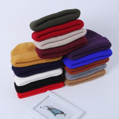 China 2021 COMMON Fashion 100% Winter Acrylic Warm Hat Knitted Beanie Hat With Embroidery Custom Logo for sale