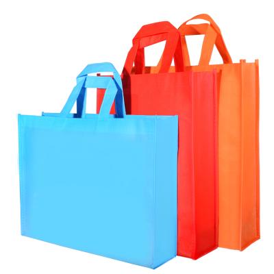 China Wholesale printable reusable nonwoven shopping bags printed promotional reusable pp nonwoven packaging shopping bag with logo for sale